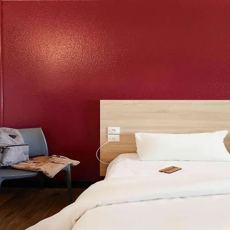 Hotelf1 Est La Beaujoire