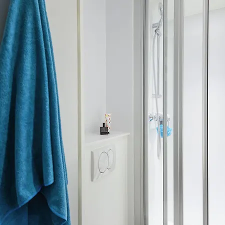 Hotelf1 Est La Beaujoire ナント