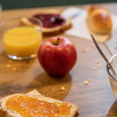 Hotelf1 Est La Beaujoire נאנט