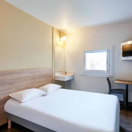 Hotelf1 Est La Beaujoire Hotel *
